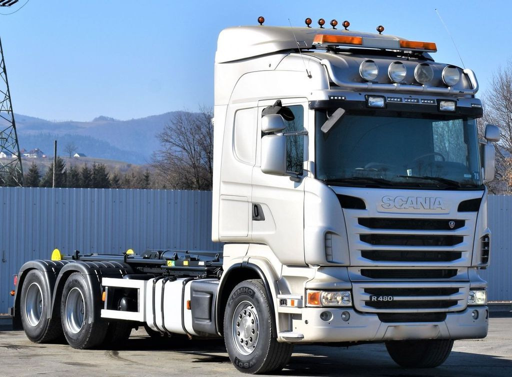 Scania R 480 Abrollkipper * 6x4 * Top Zustand ! - Horgos rakodó teherautó: 3 kép. Scania R 480 Abrollkipper * 6x4 * Top Zustand ! - Horgos rakodó teherautó: 3 kép.