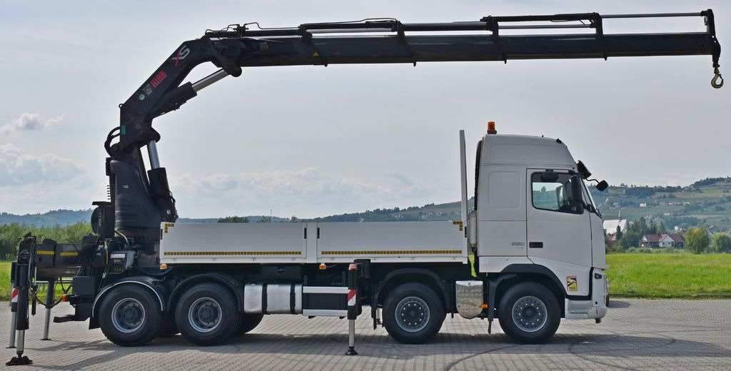 Volvo FH 520 * HIAB 1055 EP - 4 HIPRO/FUNK * 8x4 - Darus autó, Platós teherautó: 5 kép. Volvo FH 520 * HIAB 1055 EP - 4 HIPRO/FUNK * 8x4 - Darus autó, Platós teherautó: 5 kép.