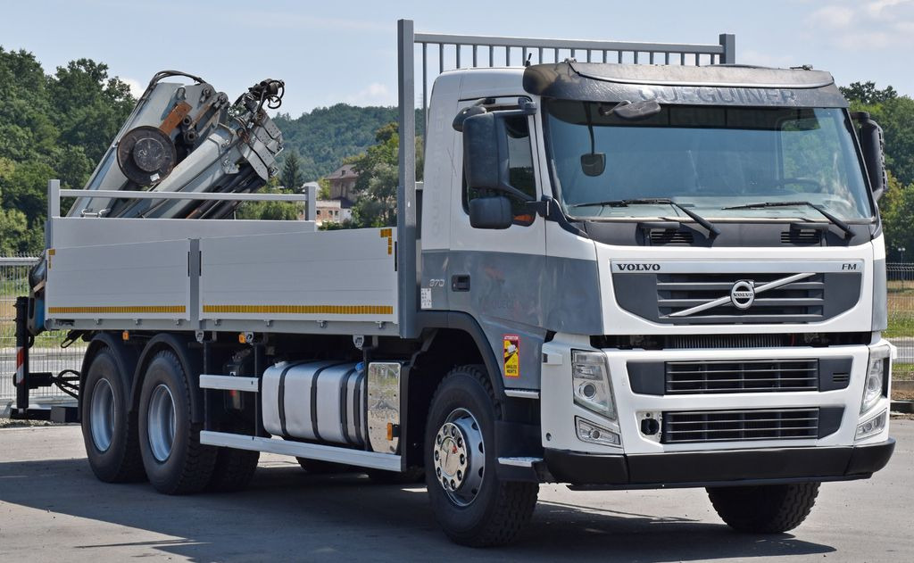 Volvo FM 370 * HIAB 166 ES - 4 HIPRO/FUNK * 6x4 - Darus autó, Billenőplatós teherautó: 3 kép. Volvo FM 370 * HIAB 166 ES - 4 HIPRO/FUNK * 6x4 - Darus autó, Billenőplatós teherautó: 3 kép.