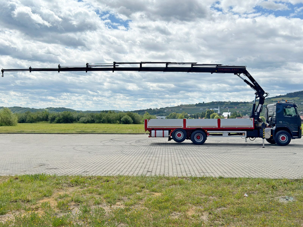 Volvo FM 440 * HIAB 288 E - 8 HIPRO/FUNK * TOPZUSTAND - Darus autó: 5 kép. Volvo FM 440 * HIAB 288 E - 8 HIPRO/FUNK * TOPZUSTAND - Darus autó: 5 kép.