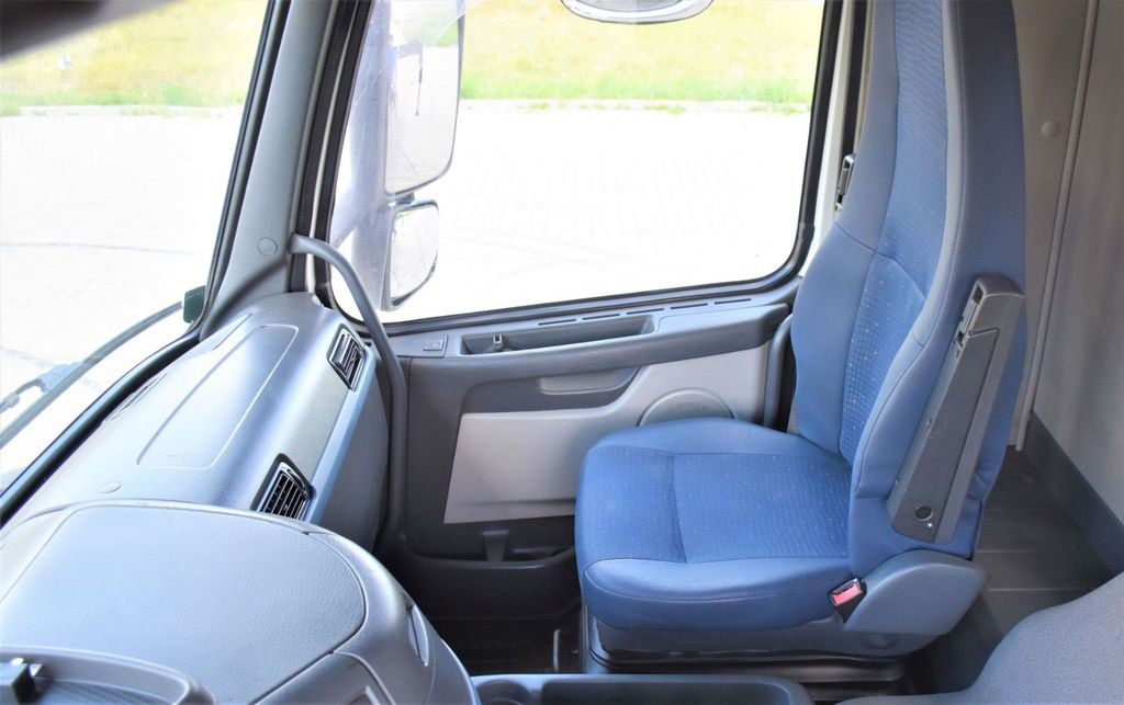 Billenőplatós teherautó, Darus autó Volvo FM 440 Kipper 4,80m + PK 17000D/6x4 * TOPZUSTAND Volvo FM 440 Kipper 4,80m + PK 17000D/6x4 * TOPZUSTAND: 10 kép.