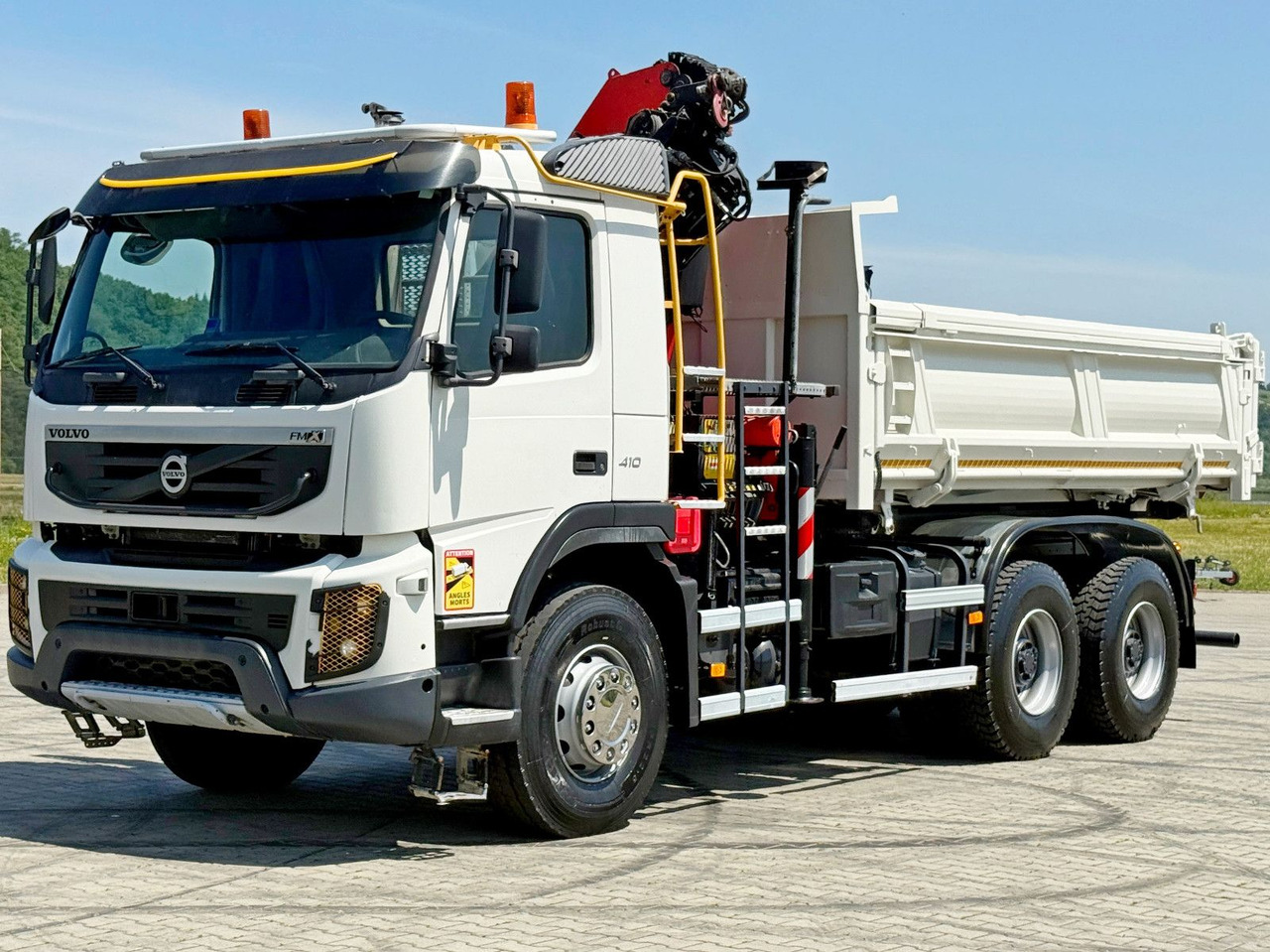 Volvo FMX 410 Kipper 4,70m *PK 14002-EH B/FUNK *6x4 - Billenőplatós teherautó: 5 kép. Volvo FMX 410 Kipper 4,70m *PK 14002-EH B/FUNK *6x4 - Billenőplatós teherautó: 5 kép.