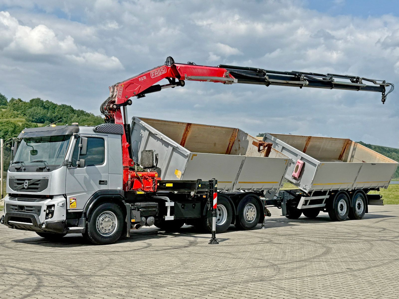 Volvo FMX 420* FASSI F275.2.25 + FUNK + Anhänger / TOP - Billenőplatós teherautó, Darus autó: 3 kép. Volvo FMX 420* FASSI F275.2.25 + FUNK + Anhänger / TOP - Billenőplatós teherautó, Darus autó: 3 kép.