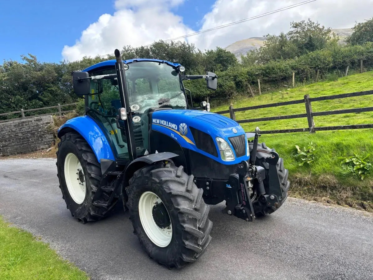 2016 Newholland T5 105 - Traktor: 1 kép. 2016 Newholland T5 105 - Traktor: 1 kép.
