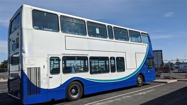 2001 Volvo B7, PSVAR, 74 seats with belts. - Emeletes busz: 4 kép. 2001 Volvo B7, PSVAR, 74 seats with belts. - Emeletes busz: 4 kép.