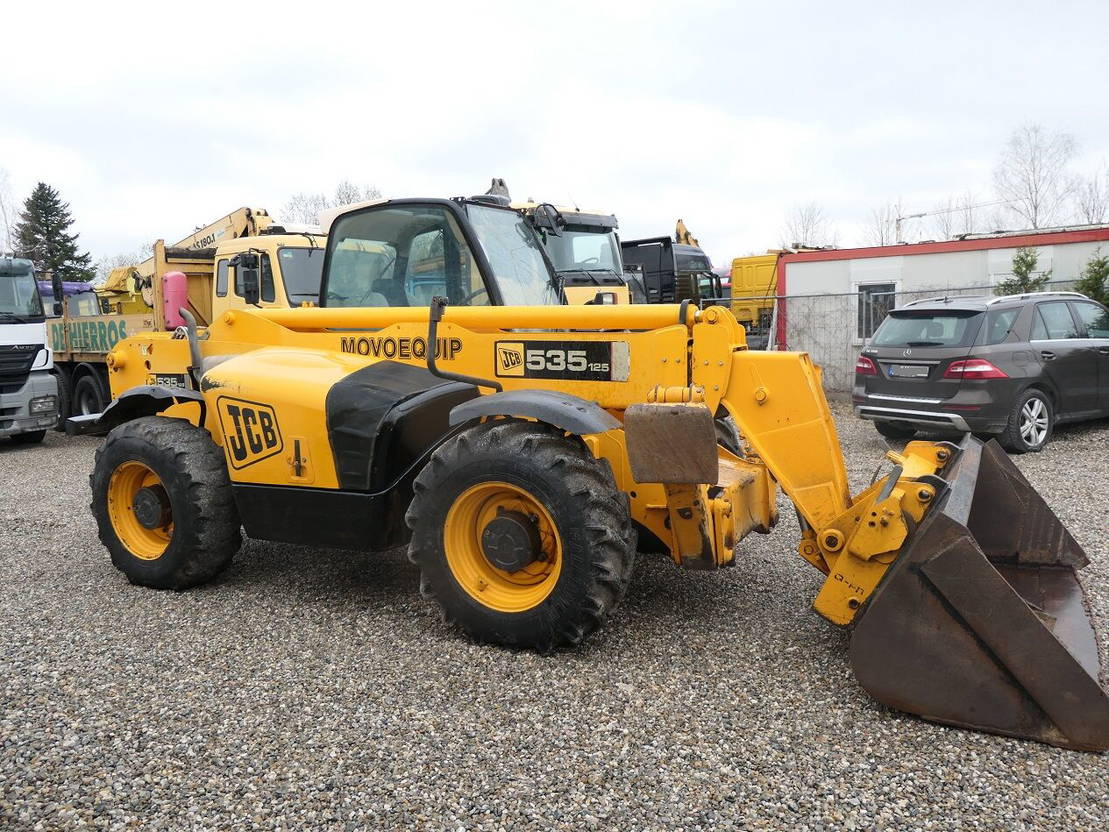 JCB 535-125 - Teleszkópos rakodó: 5 kép. JCB 535-125 - Teleszkópos rakodó: 5 kép.