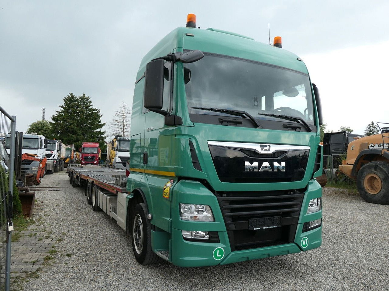 MAN TGX 24 24.500 - Autószállító teherautó: 3 kép. MAN TGX 24 24.500 - Autószállító teherautó: 3 kép.