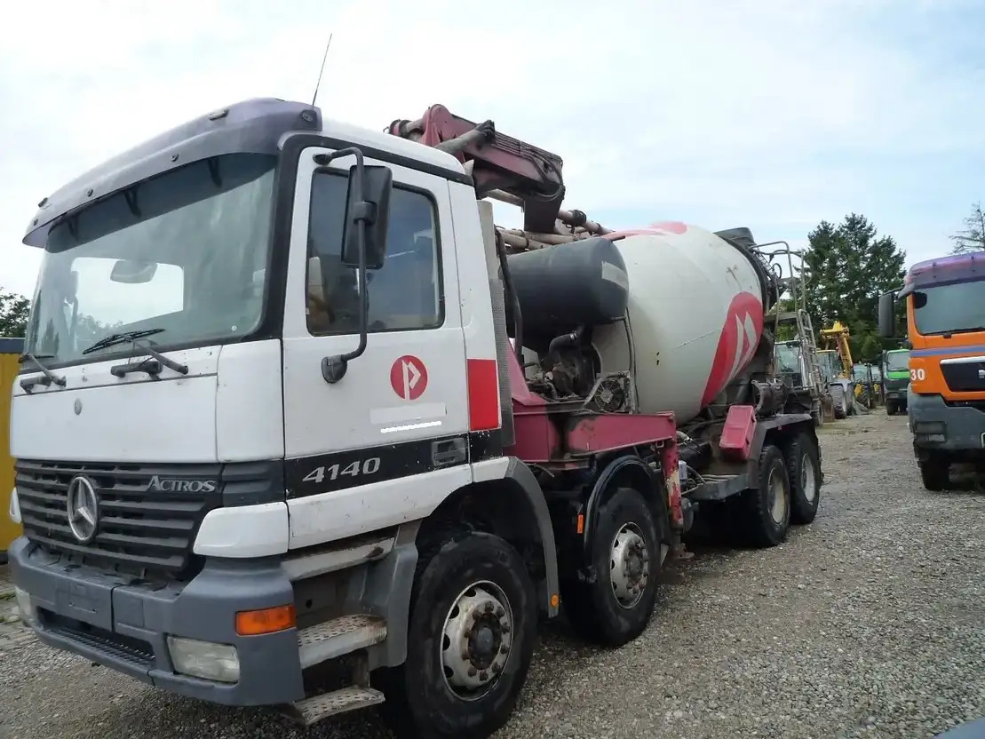 Mercedes-Benz Actros 4141 - Pumix: 5 kép. Mercedes-Benz Actros 4141 - Pumix: 5 kép.