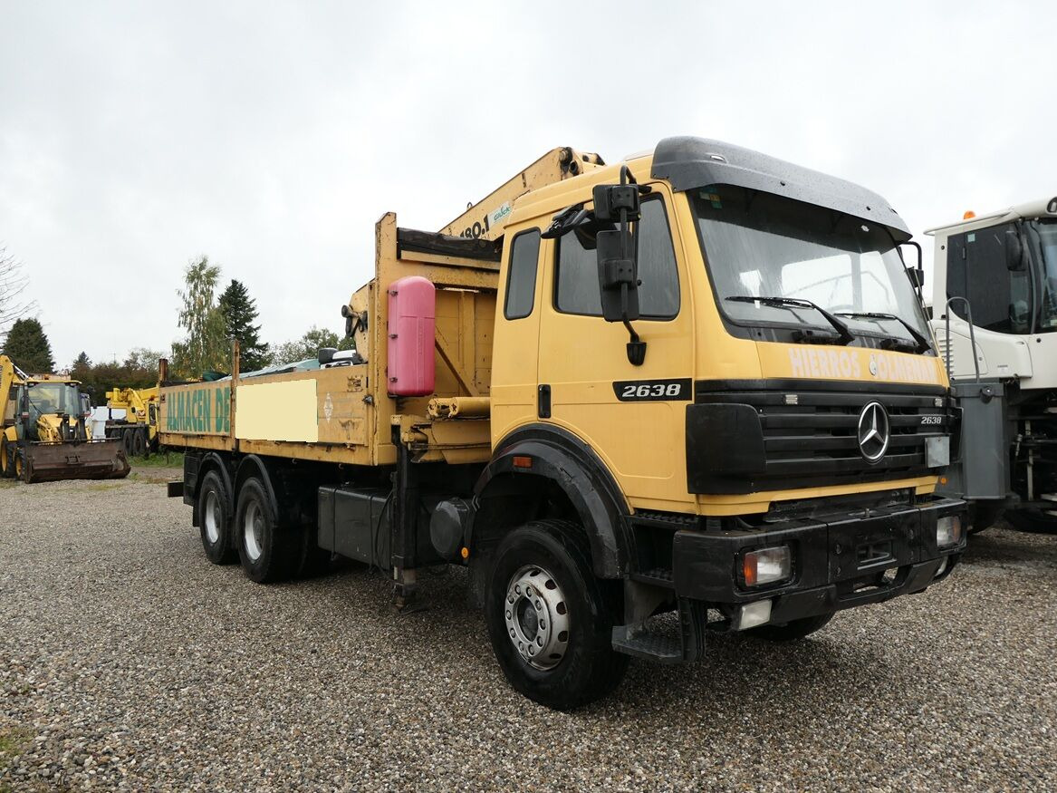 Mercedes-Benz SK 2638 - Platós teherautó: 1 kép. Mercedes-Benz SK 2638 - Platós teherautó: 1 kép.
