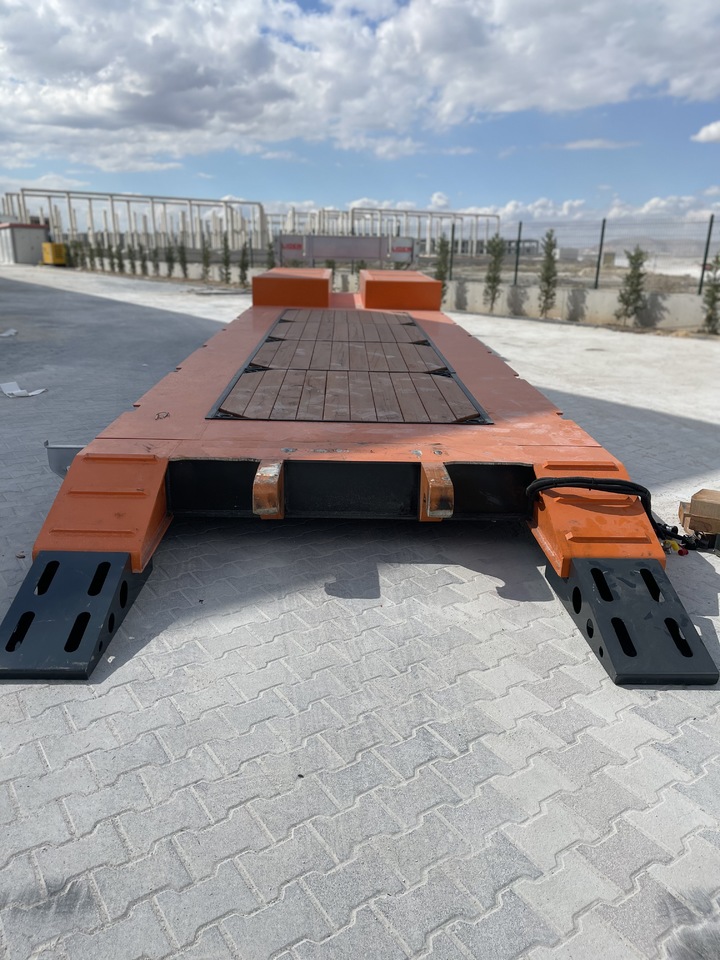 LIDER 2025 MODEL NEW LOWBOY TRAILER FROM MANUFACTURER - Félpótkocsi mélybölcsős: 4 kép. LIDER 2025 MODEL NEW LOWBOY TRAILER FROM MANUFACTURER - Félpótkocsi mélybölcsős: 4 kép.