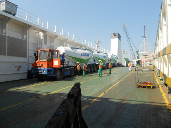 Új Tartályos félpótkocsi a következők szállításához cement LIDER 2025 YEAR NEW BULK CEMENT manufacturer co.: 8 kép.