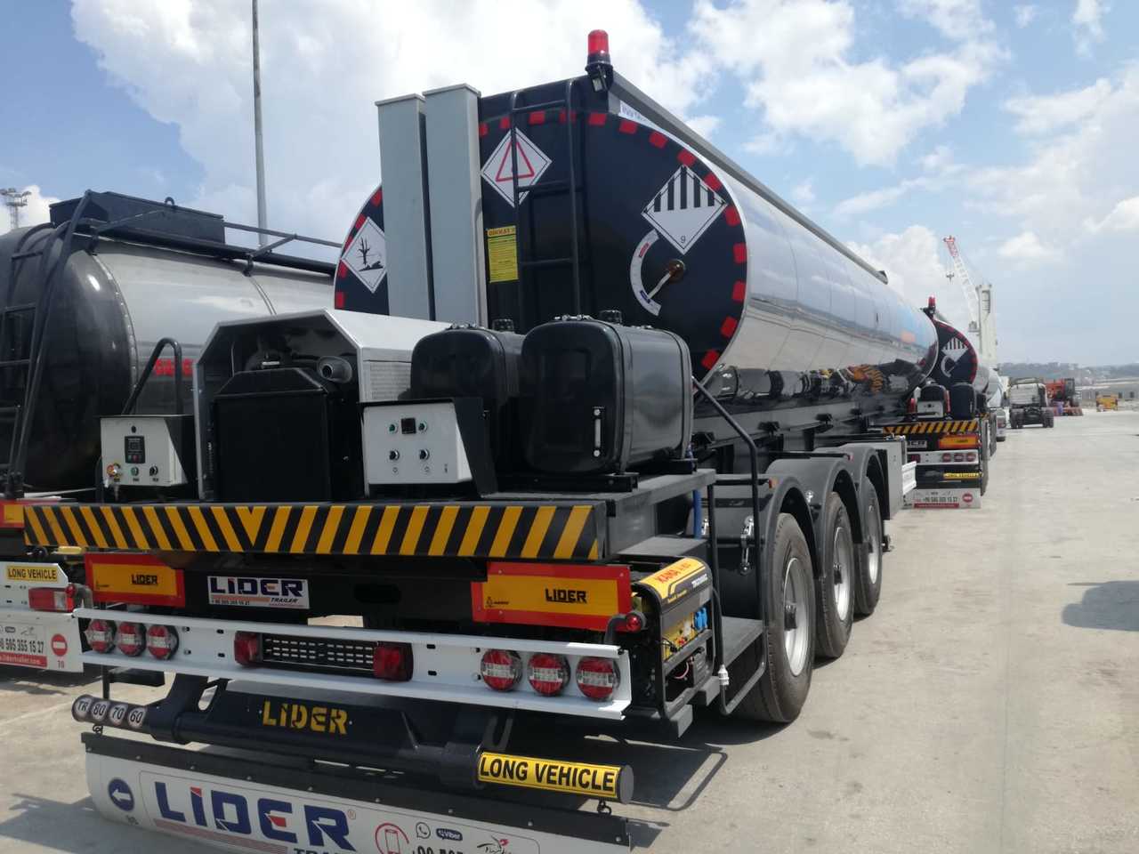 LIDER 2025 year NEW directly From Manufacturer compale stock any ready - Tartályos félpótkocsi: 2 kép. LIDER 2025 year NEW directly From Manufacturer compale stock any ready - Tartályos félpótkocsi: 2 kép.