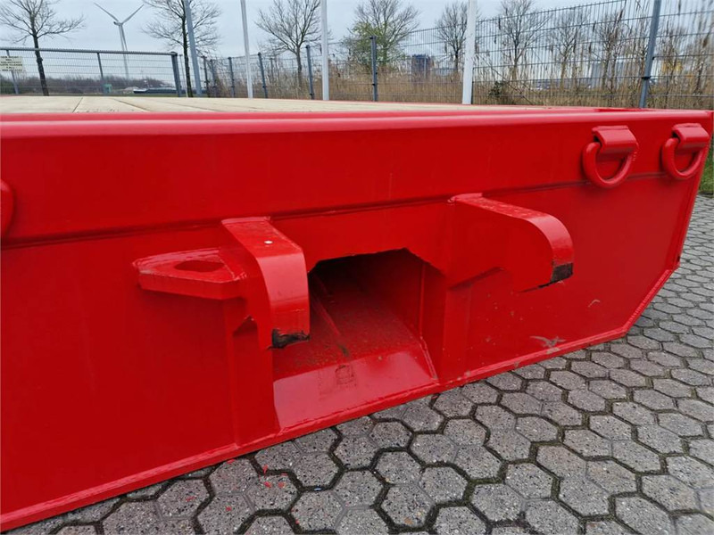 Novatech Trailer RT100-40FT - Anyagmozgató gép: 5 kép. Novatech Trailer RT100-40FT - Anyagmozgató gép: 5 kép.