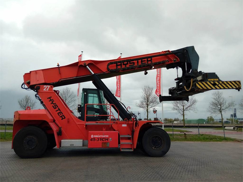 Hyster RS45-31CH - Konténerrakodó: 1 kép. Hyster RS45-31CH - Konténerrakodó: 1 kép.