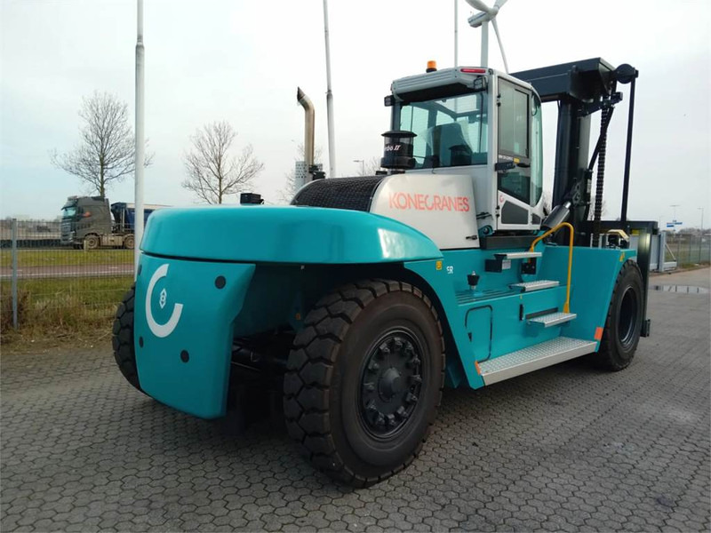 Dízel targonca KONECRANES SMV 25-1200C: 6 kép. Dízel targonca KONECRANES SMV 25-1200C: 6 kép.