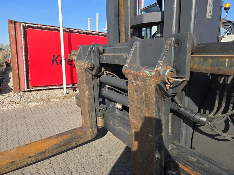 Dízel targonca Kalmar DCE330 RoRo: 11 kép.