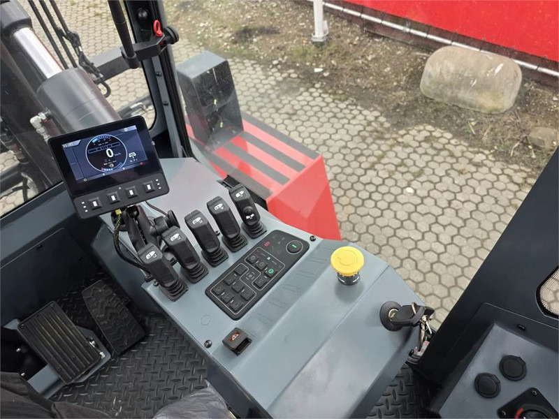 Kalmar DCG160-12T - Dízel targonca: 2 kép. Kalmar DCG160-12T - Dízel targonca: 2 kép.