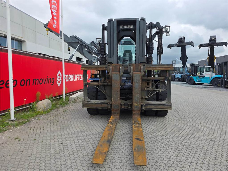 Kalmar DCG180-12 - Dízel targonca: 5 kép. Kalmar DCG180-12 - Dízel targonca: 5 kép.