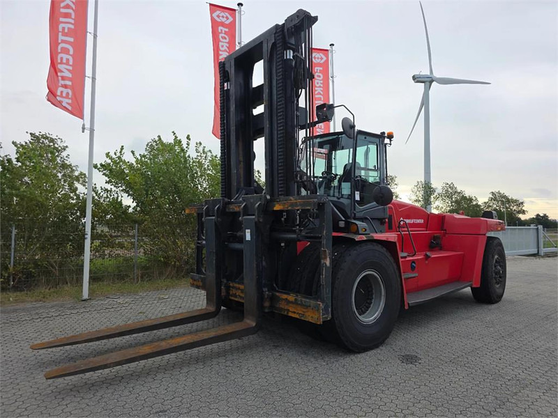 Kalmar DCG330-12 - Dízel targonca: 4 kép. Kalmar DCG330-12 - Dízel targonca: 4 kép.