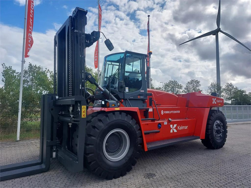 Kalmar DCG330-12 - Dízel targonca: 4 kép. Kalmar DCG330-12 - Dízel targonca: 4 kép.