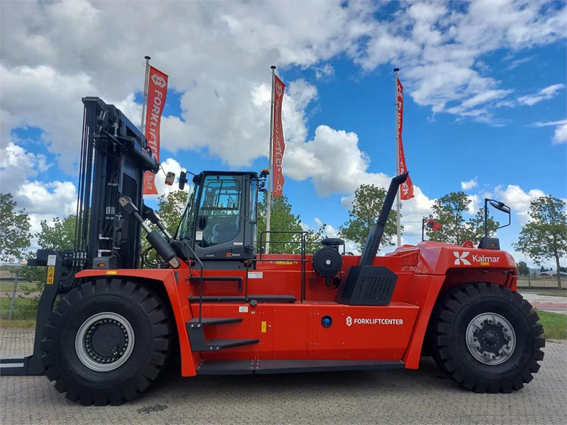 Kalmar DCG450-12 - Dízel targonca: 2 kép. Kalmar DCG450-12 - Dízel targonca: 2 kép.