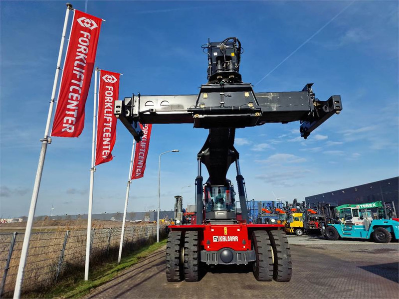 Kalmar DRG450-65S5 - Konténerrakodó: 5 kép. Kalmar DRG450-65S5 - Konténerrakodó: 5 kép.