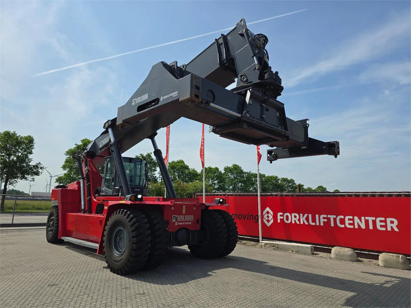 Kalmar DRG450-65S5 - Konténerrakodó: 3 kép. Kalmar DRG450-65S5 - Konténerrakodó: 3 kép.