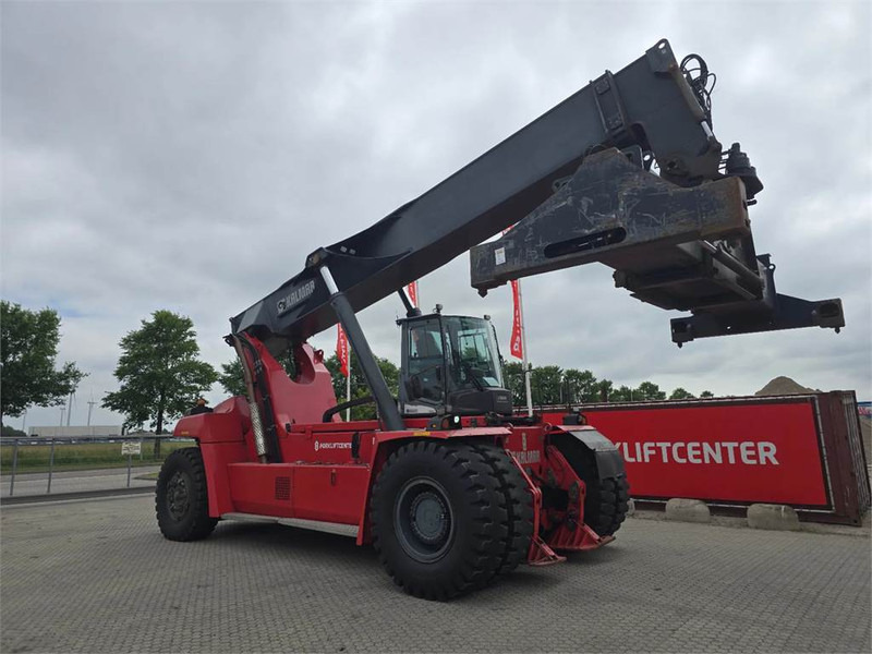 Kalmar DRG450-65S5XS - Konténerrakodó: 3 kép. Kalmar DRG450-65S5XS - Konténerrakodó: 3 kép.