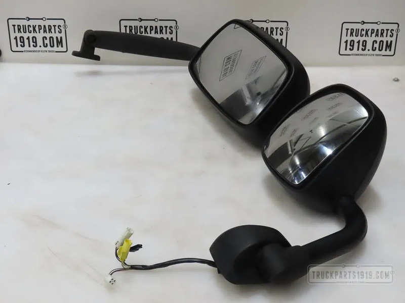 DAF 1952146 Spiegel compleet Re. DAF CF - Visszapillantó tükör - Teherautó: 1 kép. DAF 1952146 Spiegel compleet Re. DAF CF - Visszapillantó tükör - Teherautó: 1 kép.