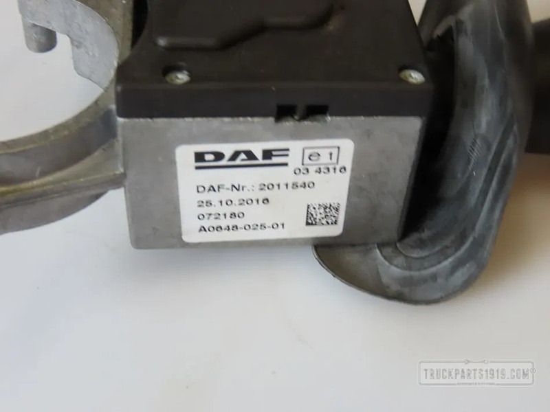 DAF 2011540 Stuurkolom schak. Re - Műszerfal - Teherautó: 2 kép. DAF 2011540 Stuurkolom schak. Re - Műszerfal - Teherautó: 2 kép.