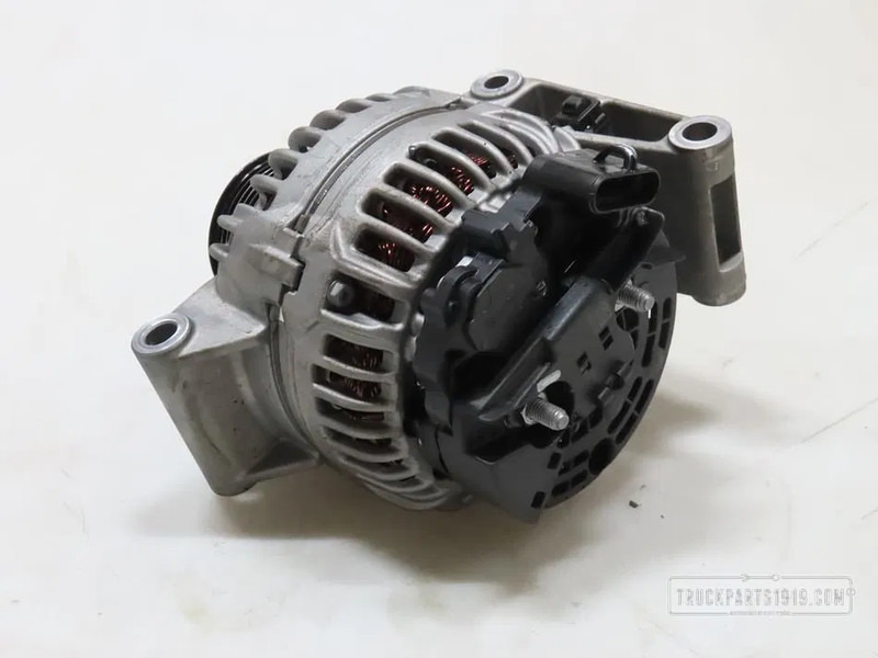 DAF 2022546 Dynamo - Generátor - Teherautó: 2 kép. DAF 2022546 Dynamo - Generátor - Teherautó: 2 kép.
