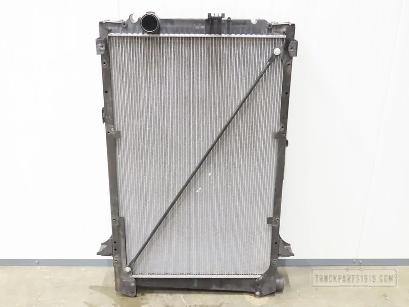 DAF Cooling System Radiateur DAF CF - Radiátor - Teherautó: 2 kép. DAF Cooling System Radiateur DAF CF - Radiátor - Teherautó: 2 kép.