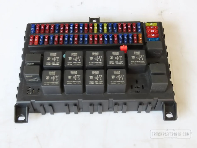 DAF Electrical System Centrale Electra Box DAF - Biztosíték - Teherautó: 1 kép. DAF Electrical System Centrale Electra Box DAF - Biztosíték - Teherautó: 1 kép.