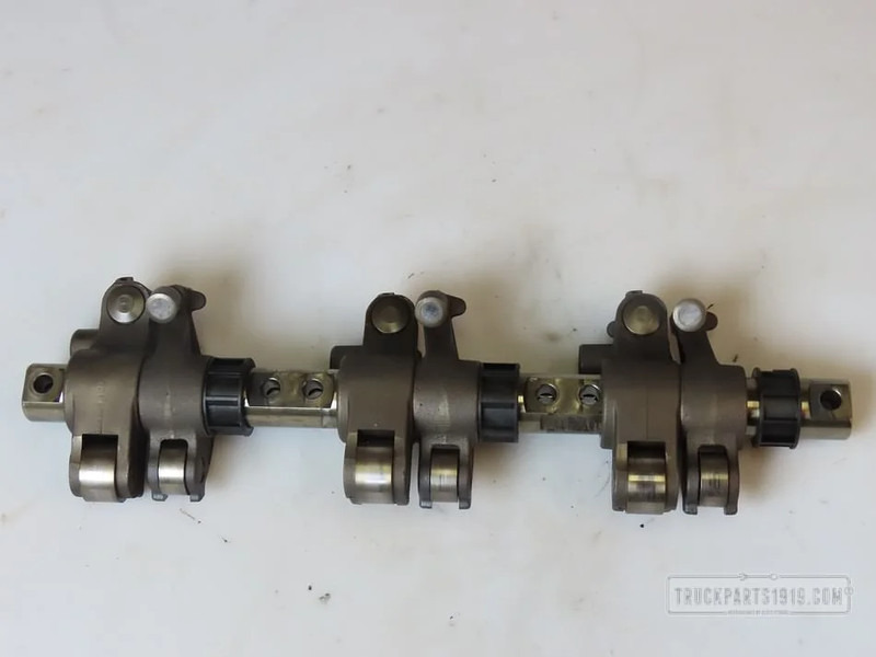 DAF Engines & Parts Tuimelaaras uitlaat DAF MX11 - Motor fej - Teherautó: 1 kép. DAF Engines & Parts Tuimelaaras uitlaat DAF MX11 - Motor fej - Teherautó: 1 kép.