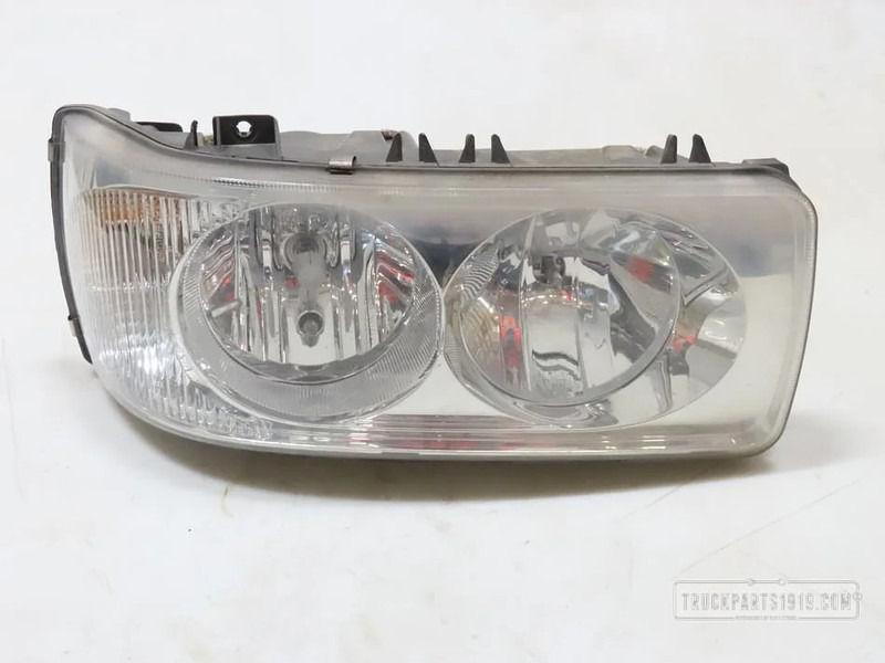 DAF Lighting Koplamp Re. DAF - Fényszóró - Teherautó: 1 kép. DAF Lighting Koplamp Re. DAF - Fényszóró - Teherautó: 1 kép.