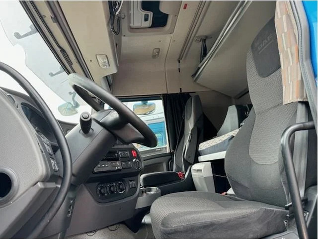 DAF XF 106 SpaceCab Cabine E6 - Fülke és belső tér - Teherautó: 5 kép. DAF XF 106 SpaceCab Cabine E6 - Fülke és belső tér - Teherautó: 5 kép.