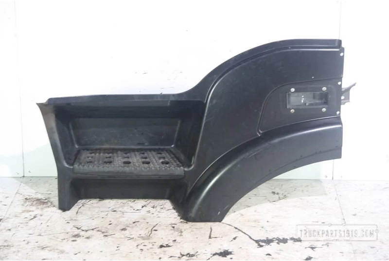 Iveco Stralis Body & Chassis Parts Instap Links - Lépcső - Teherautó: 1 kép. Iveco Stralis Body & Chassis Parts Instap Links - Lépcső - Teherautó: 1 kép.