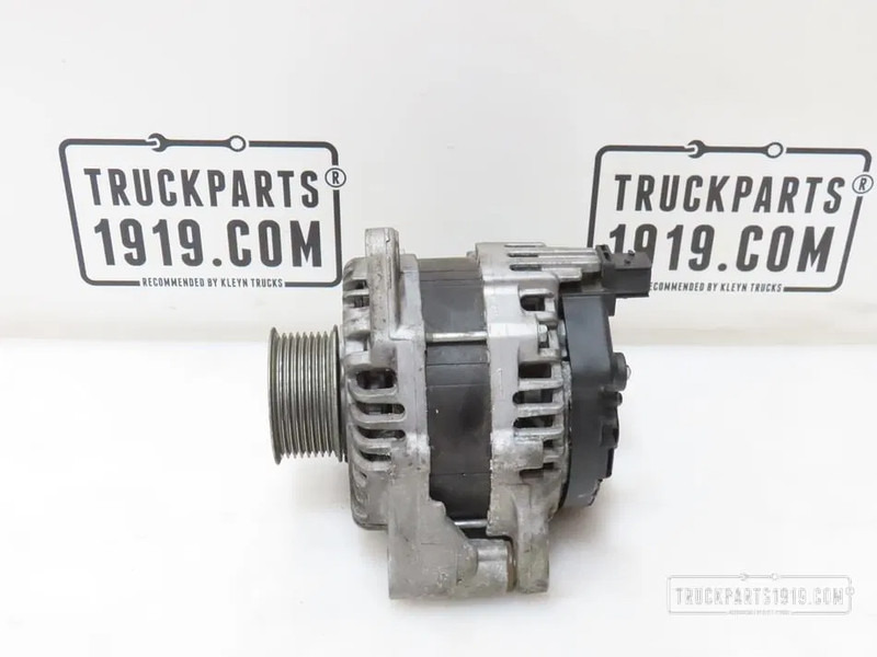 MAN 51.26101-7356 Dynamo 120A - Generátor - Teherautó: 1 kép. MAN 51.26101-7356 Dynamo 120A - Generátor - Teherautó: 1 kép.