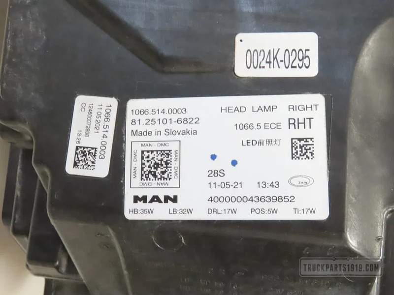 MAN 81.25101-6822 Koplamp LED Re. - Fényszóró - Teherautó: 3 kép. MAN 81.25101-6822 Koplamp LED Re. - Fényszóró - Teherautó: 3 kép.