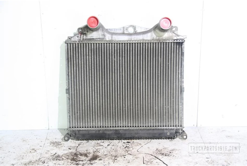 MAN Cooling System Intercooler Radiateur TGS - Radiátor - Teherautó: 1 kép. MAN Cooling System Intercooler Radiateur TGS - Radiátor - Teherautó: 1 kép.