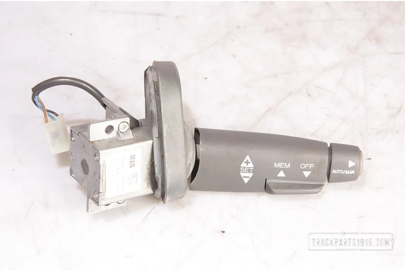 MAN Electrical System Stuurkolom schakelaar - Kormányoszlop kapcsoló - Teherautó: 1 kép. MAN Electrical System Stuurkolom schakelaar - Kormányoszlop kapcsoló - Teherautó: 1 kép.