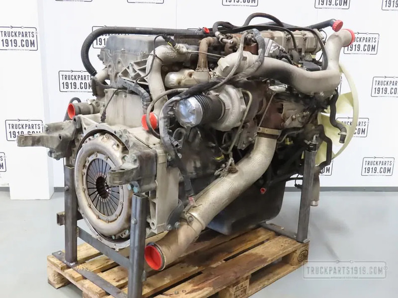MAN Motor D2676LF78 Euro6 - Motor - Teherautó: 2 kép. MAN Motor D2676LF78 Euro6 - Motor - Teherautó: 2 kép.