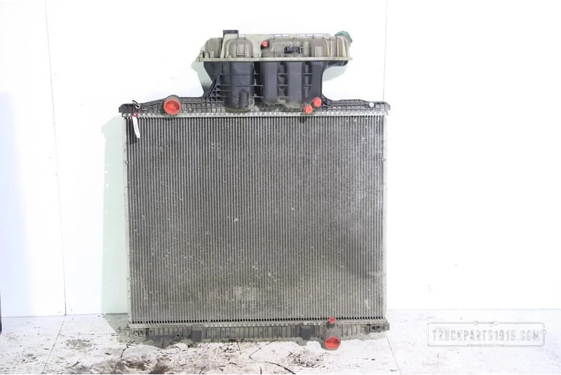 MAN TGS Cooling System Radiateur TGS - Radiátor - Teherautó: 1 kép. MAN TGS Cooling System Radiateur TGS - Radiátor - Teherautó: 1 kép.