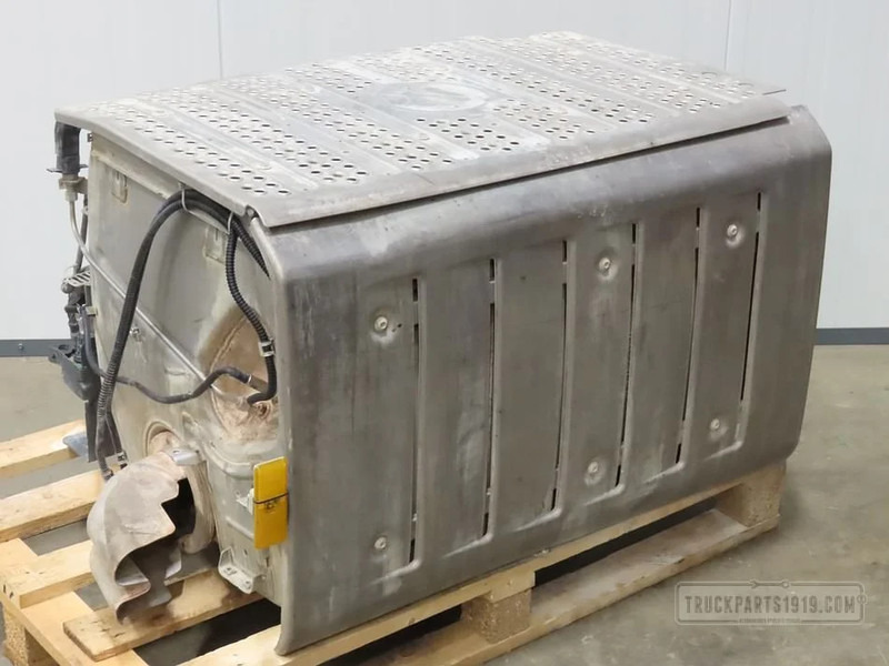 Mercedes-Benz MB Exhaust System Katalysator MP4 - Katalizátor - Teherautó: 1 kép. Mercedes-Benz MB Exhaust System Katalysator MP4 - Katalizátor - Teherautó: 1 kép.