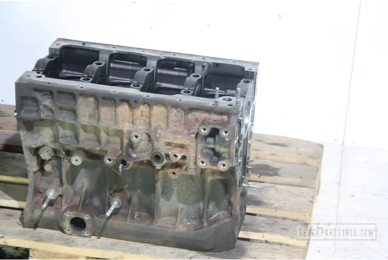 Renault Engines & Parts Renault DCI4 Motorblok Gebr. - Motorblokk - Teherautó: 2 kép. Renault Engines & Parts Renault DCI4 Motorblok Gebr. - Motorblokk - Teherautó: 2 kép.