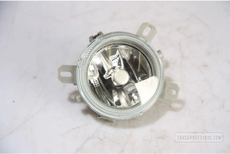 Renault Magnum 7420881197 Mistlamp - Ködlámpa - Teherautó: 1 kép. Renault Magnum 7420881197 Mistlamp - Ködlámpa - Teherautó: 1 kép.
