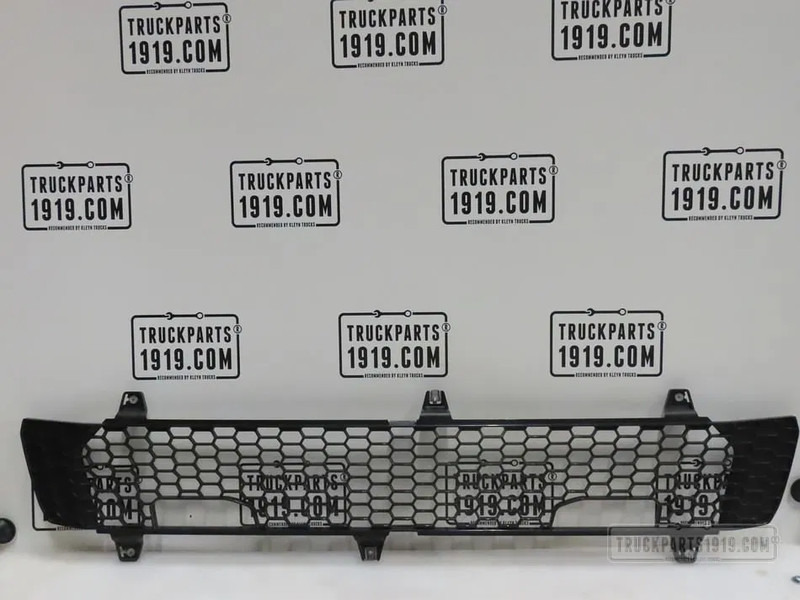 Scania 2307671 | Grille rooster Scania - Rács - Teherautó: 1 kép. Scania 2307671 | Grille rooster Scania - Rács - Teherautó: 1 kép.