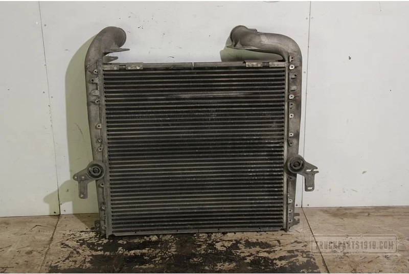 Scania Cooling System Interkoeler Scania R - Radiátor - Teherautó: 2 kép. Scania Cooling System Interkoeler Scania R - Radiátor - Teherautó: 2 kép.