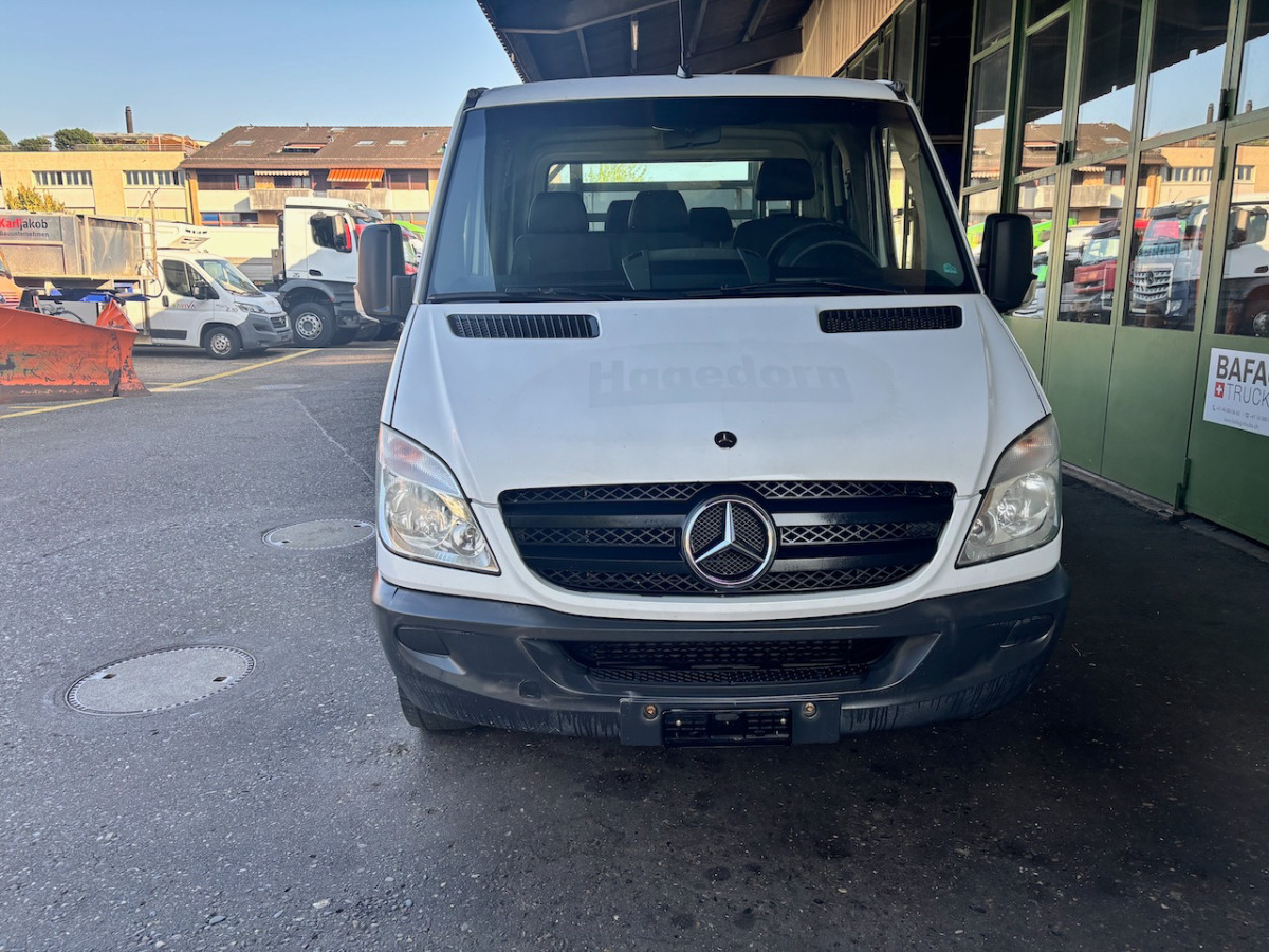 MERCEDES 316 CDI - Platós kisteherautó, Duplakabinos kisteherautó: 2 kép. MERCEDES 316 CDI - Platós kisteherautó, Duplakabinos kisteherautó: 2 kép.