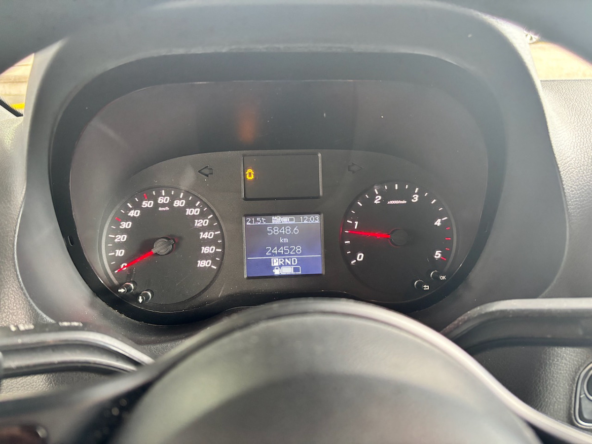 MERCEDES 316 CDI - Hűtős kisteherautó: 5 kép. MERCEDES 316 CDI - Hűtős kisteherautó: 5 kép.